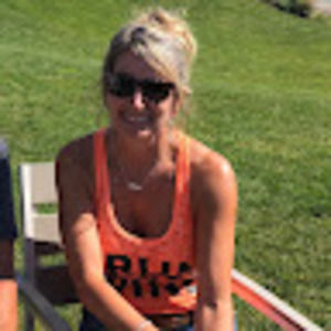 Meet your Posher, Leanna